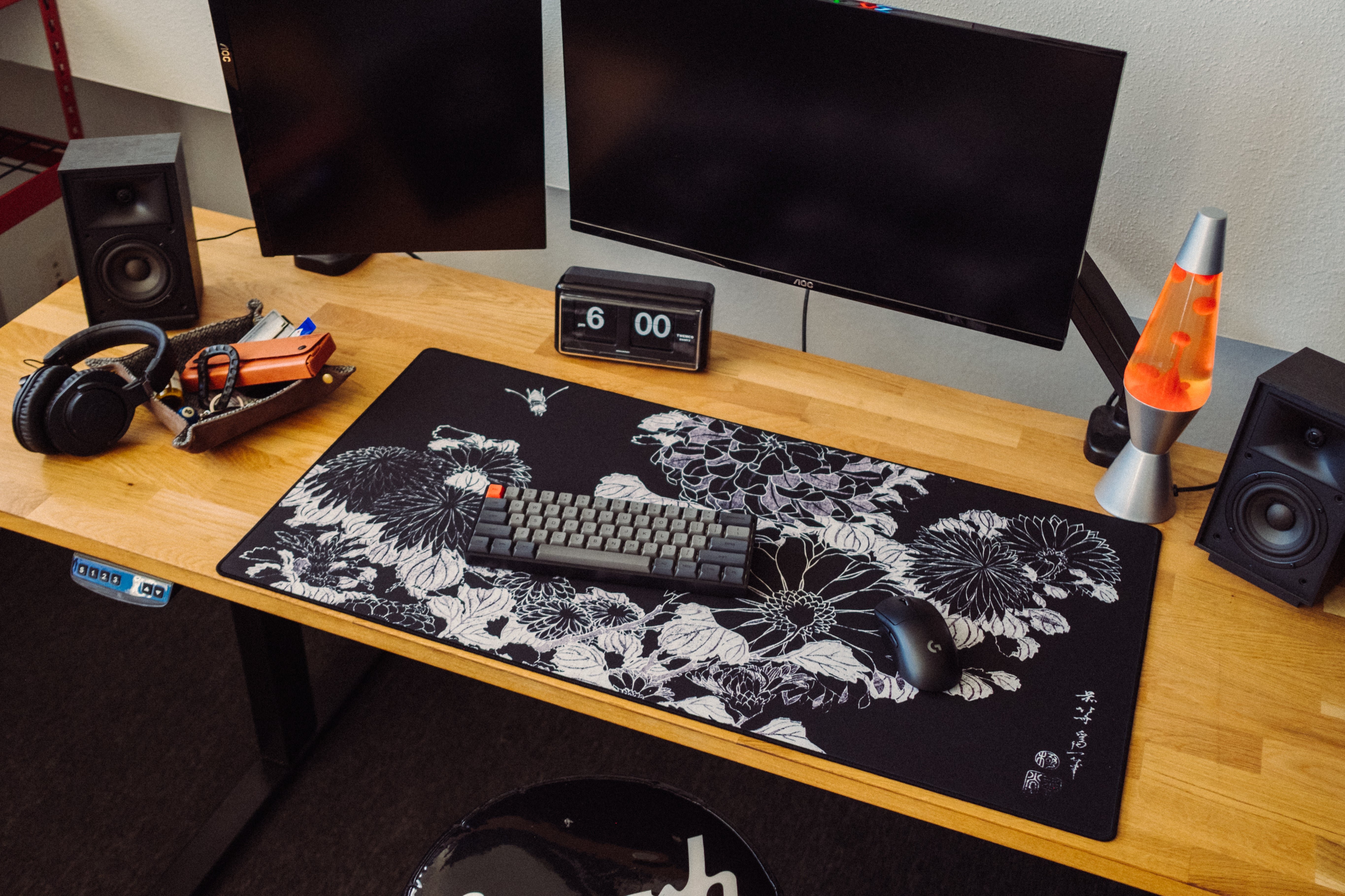 Chrysanthemums and Bee, by Hokusai - The Mousepad Company