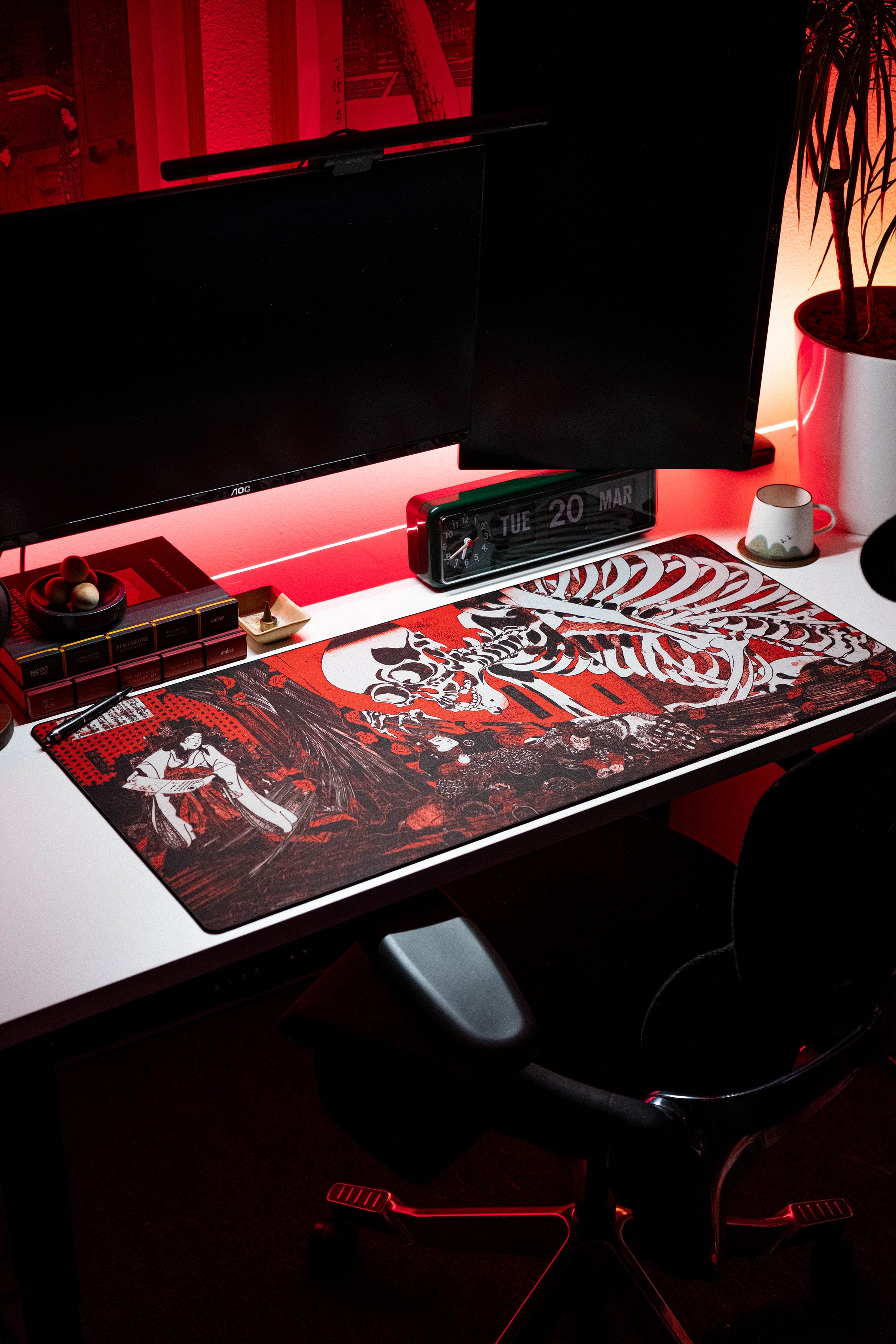 Skeleton Spectre, by Utagawa Kuniyoshi - The Mousepad Company