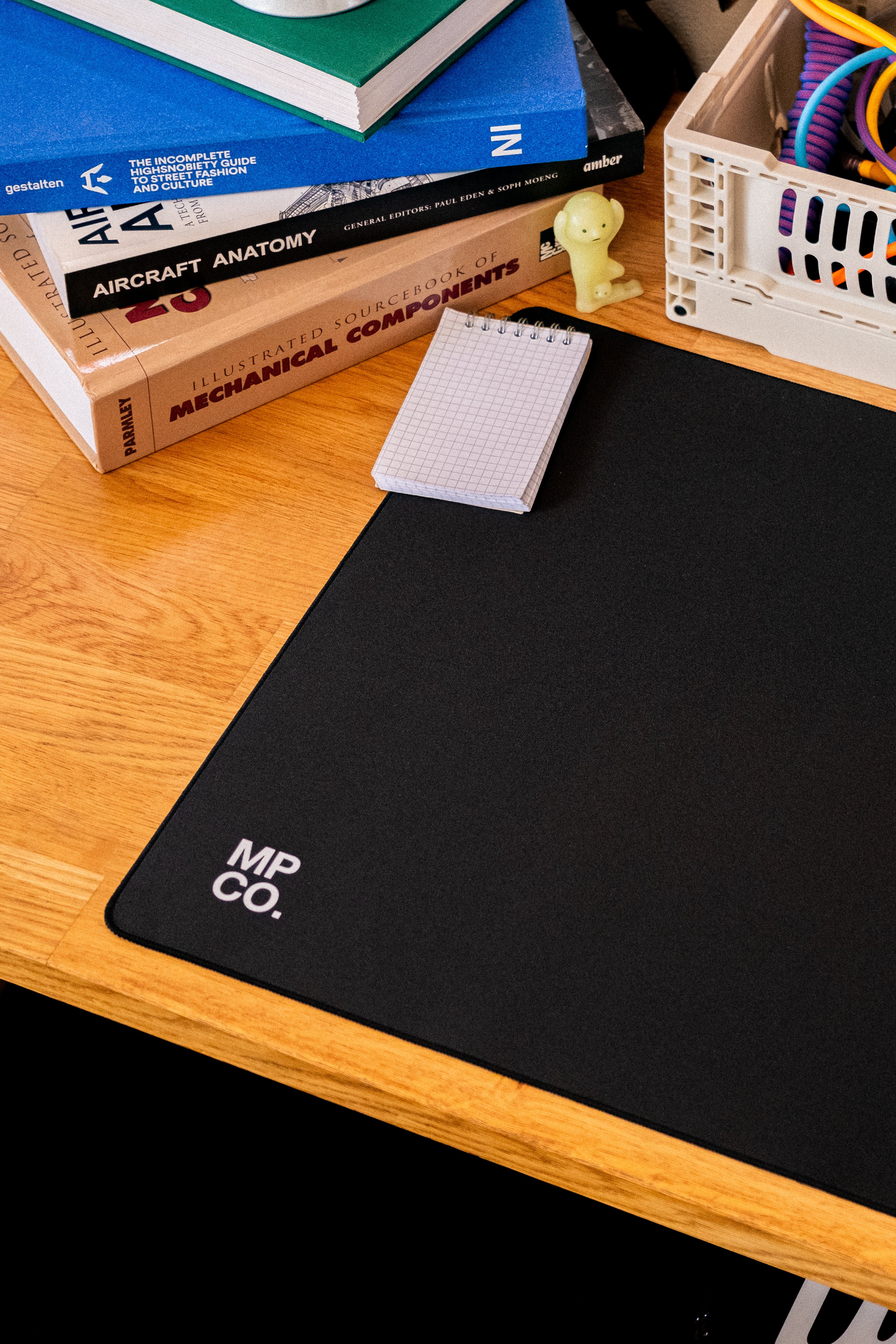 Solid Colors 2024 Winter