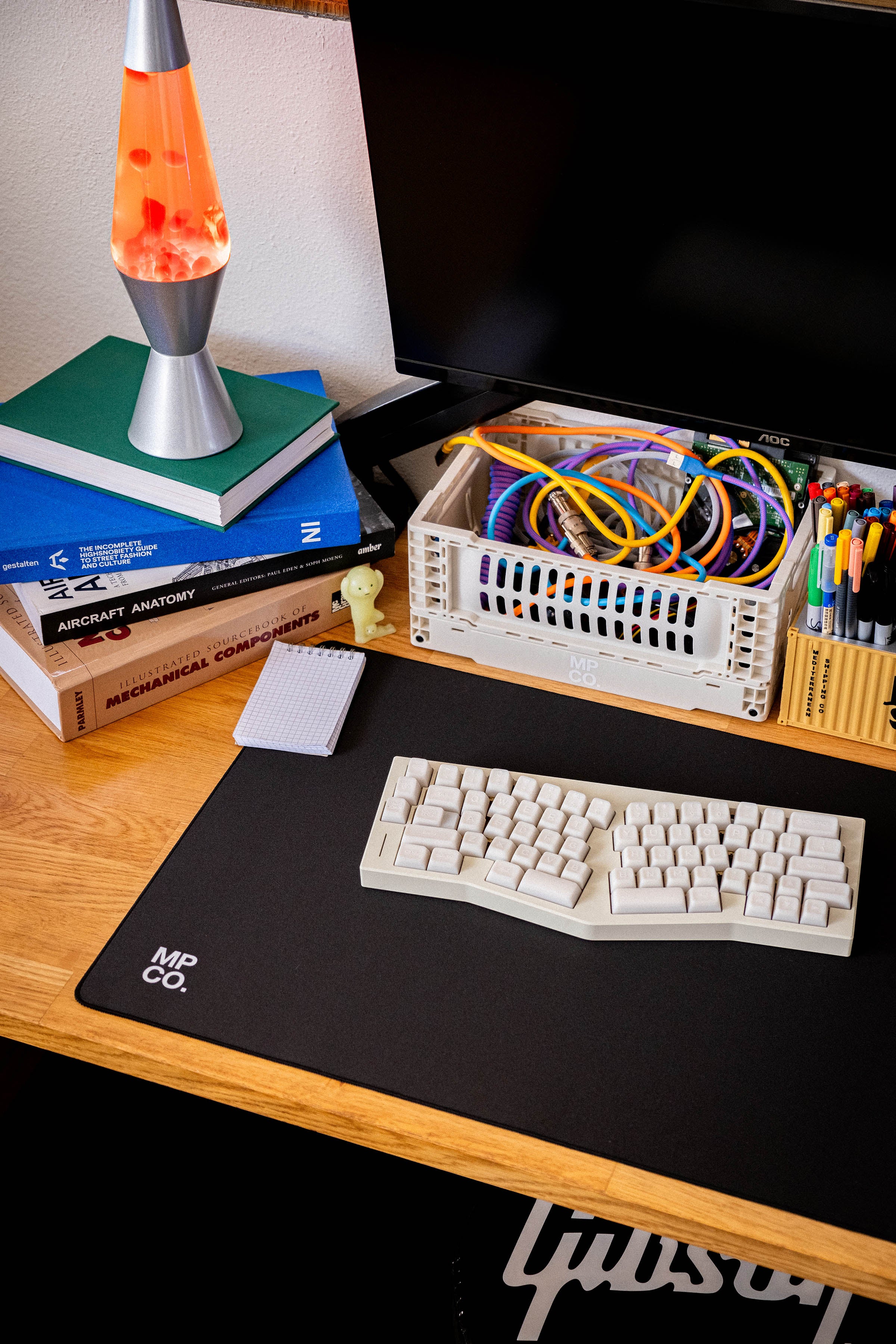 Solid Colors 2024 Winter