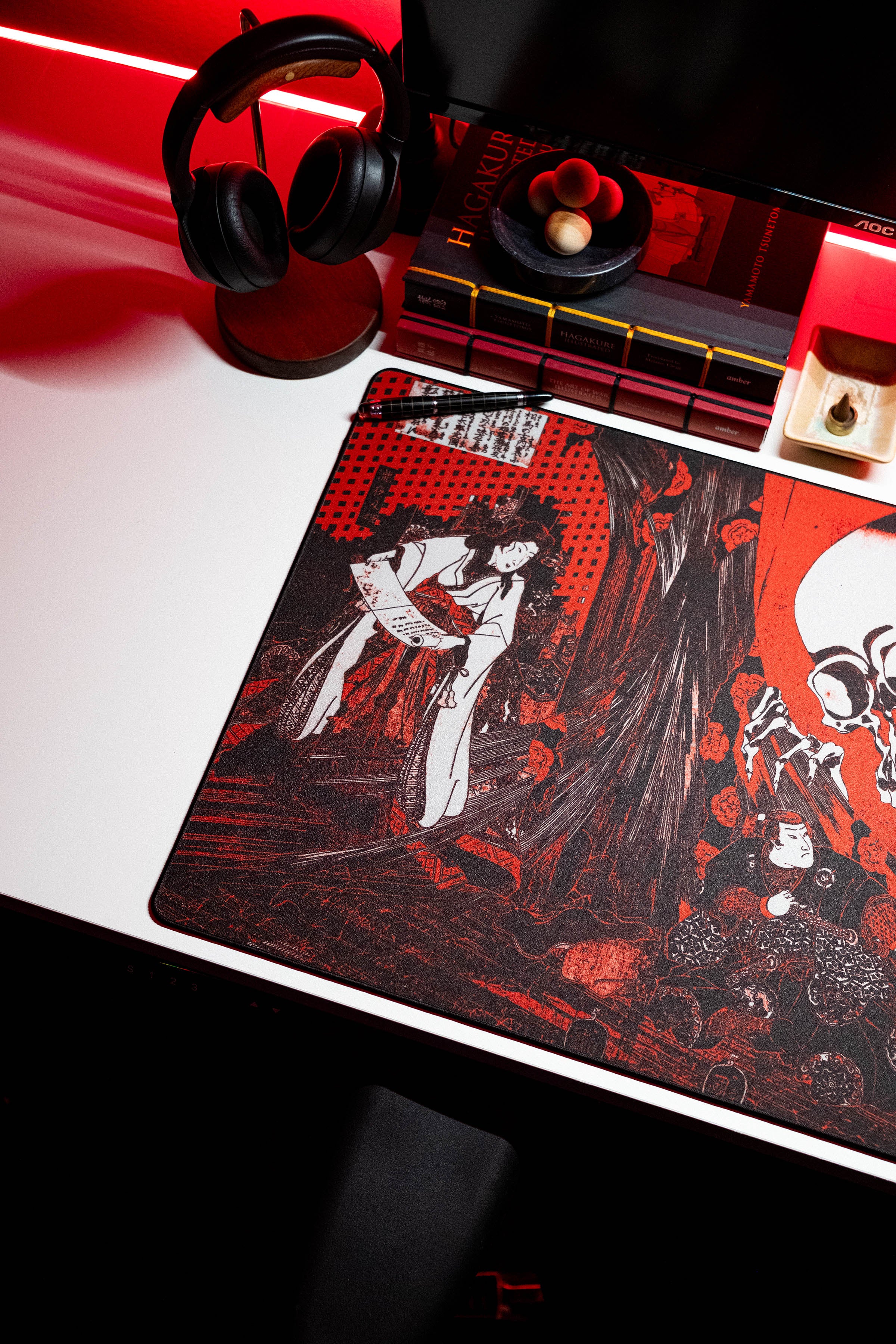 Skeleton Spectre, by Utagawa Kuniyoshi - The Mousepad Company