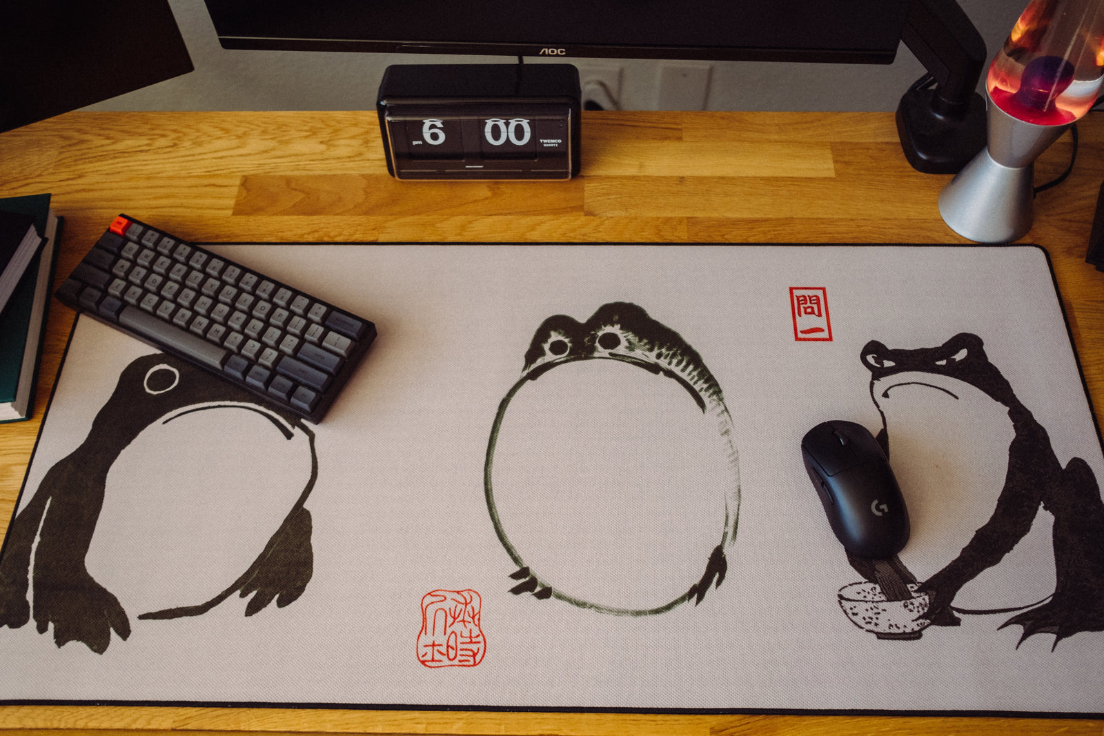 The Frog, by Matsumoto Hoji - Original desk setup