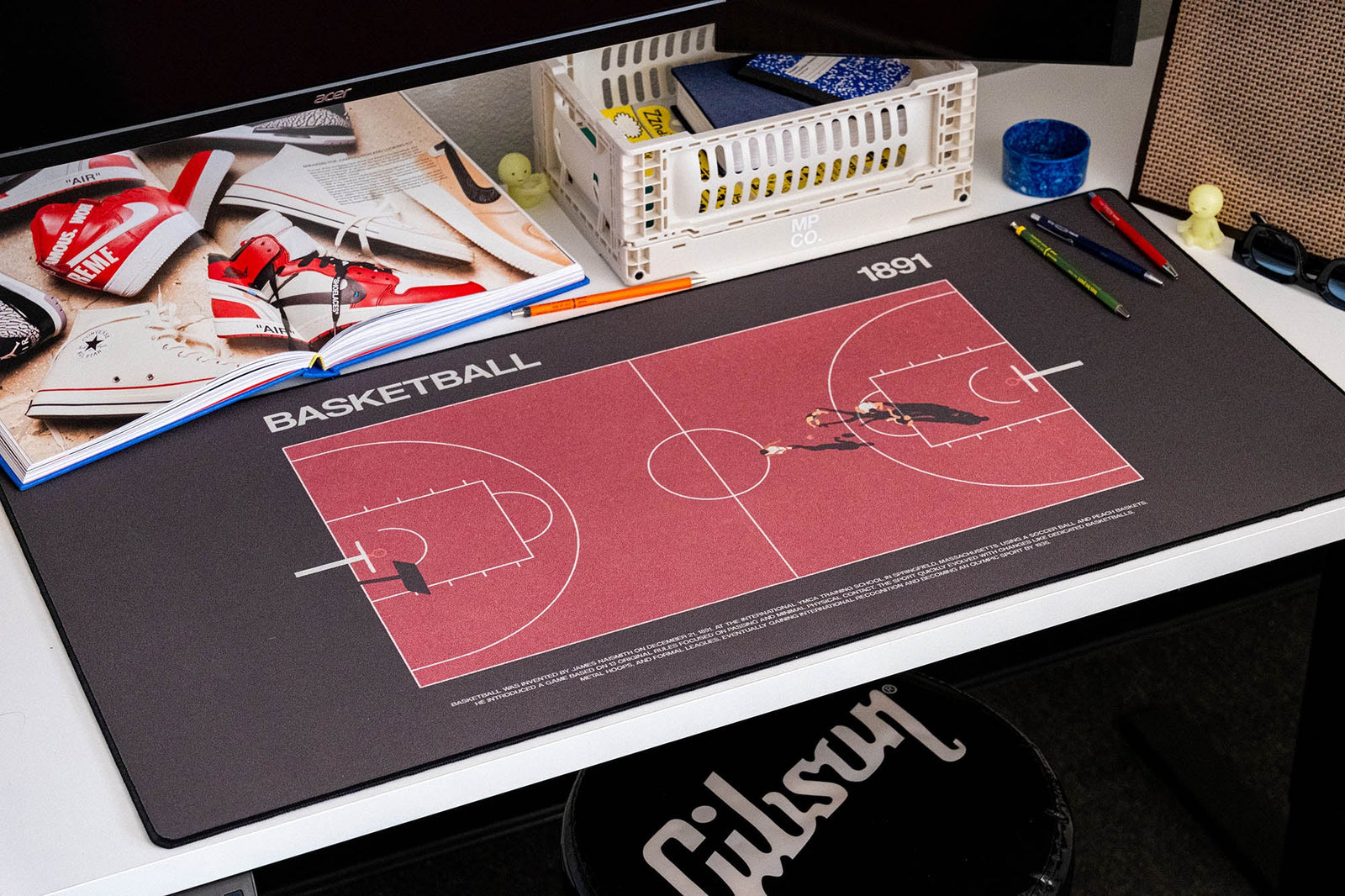 Basketball-1891 - Original desk setup