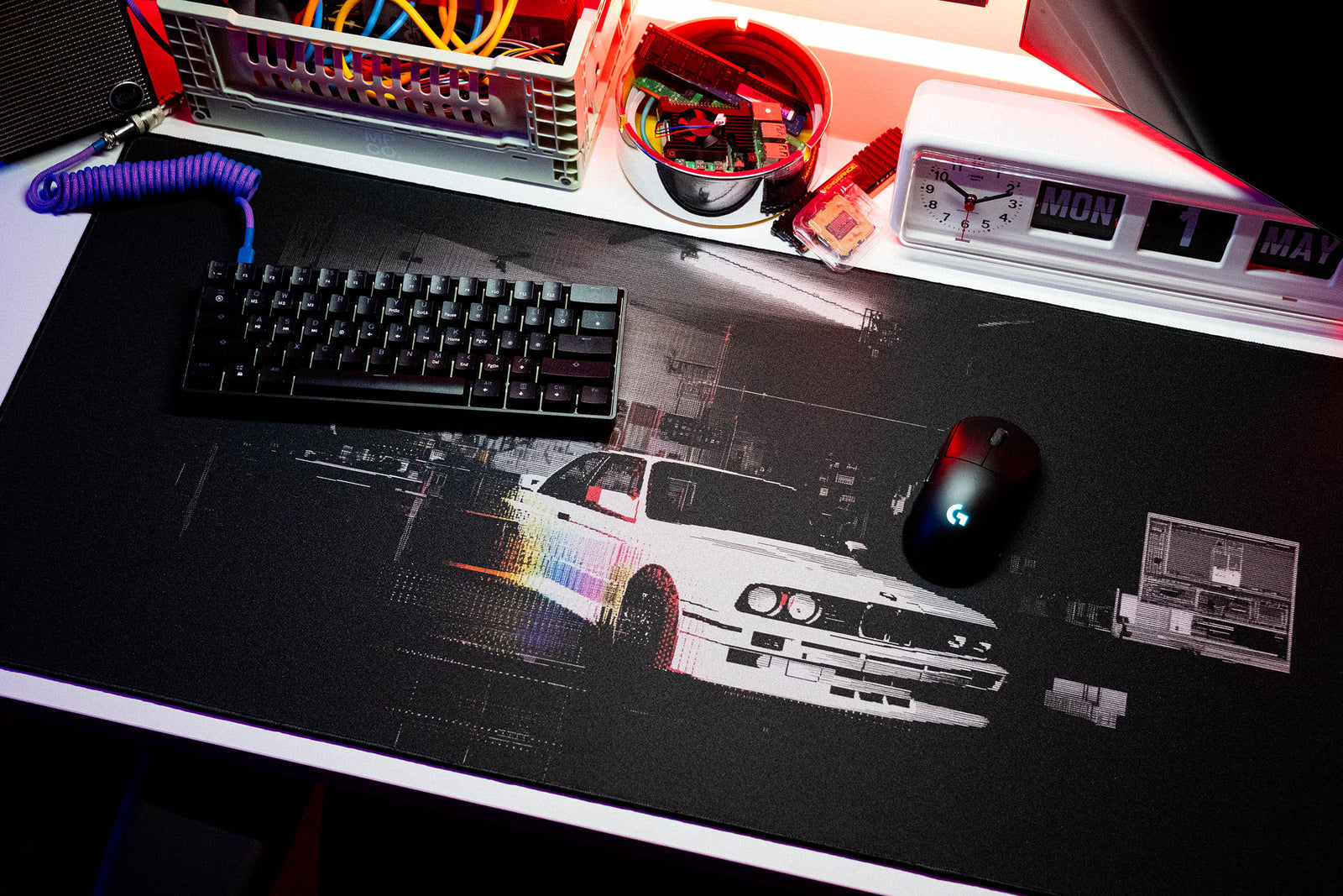 BMW Garage - Original desk setup
