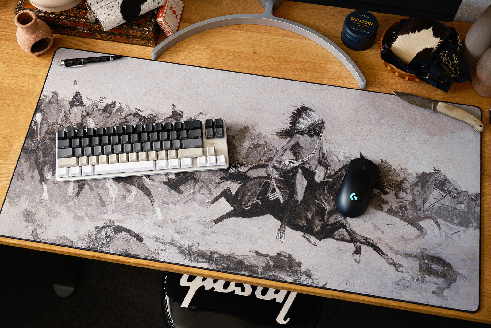 Charge - Monochrome desk setup