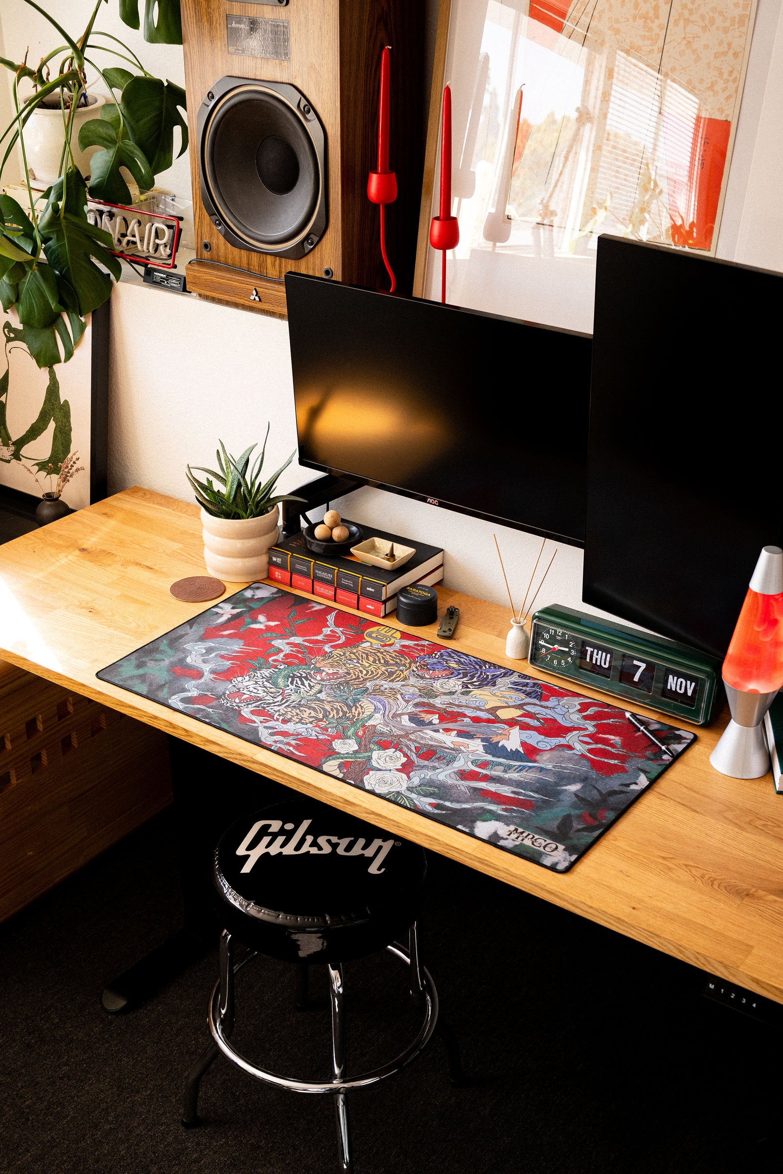 Crimson Roar - Original desk setup