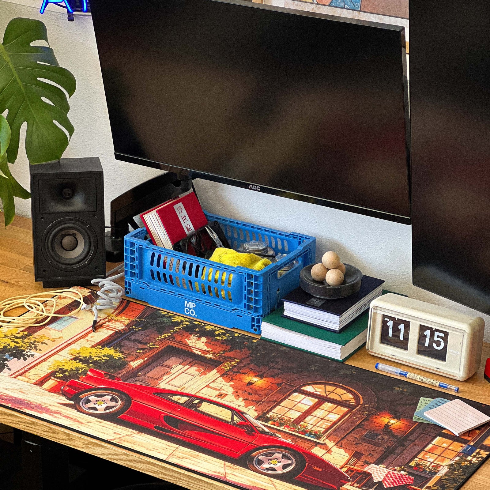 Fabio’s Ferrari - Original desk setup