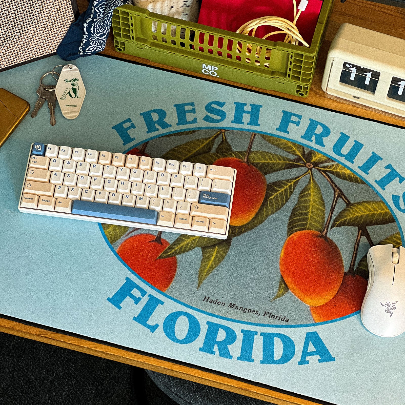 Fresh Fruits Florida - Original desk setup