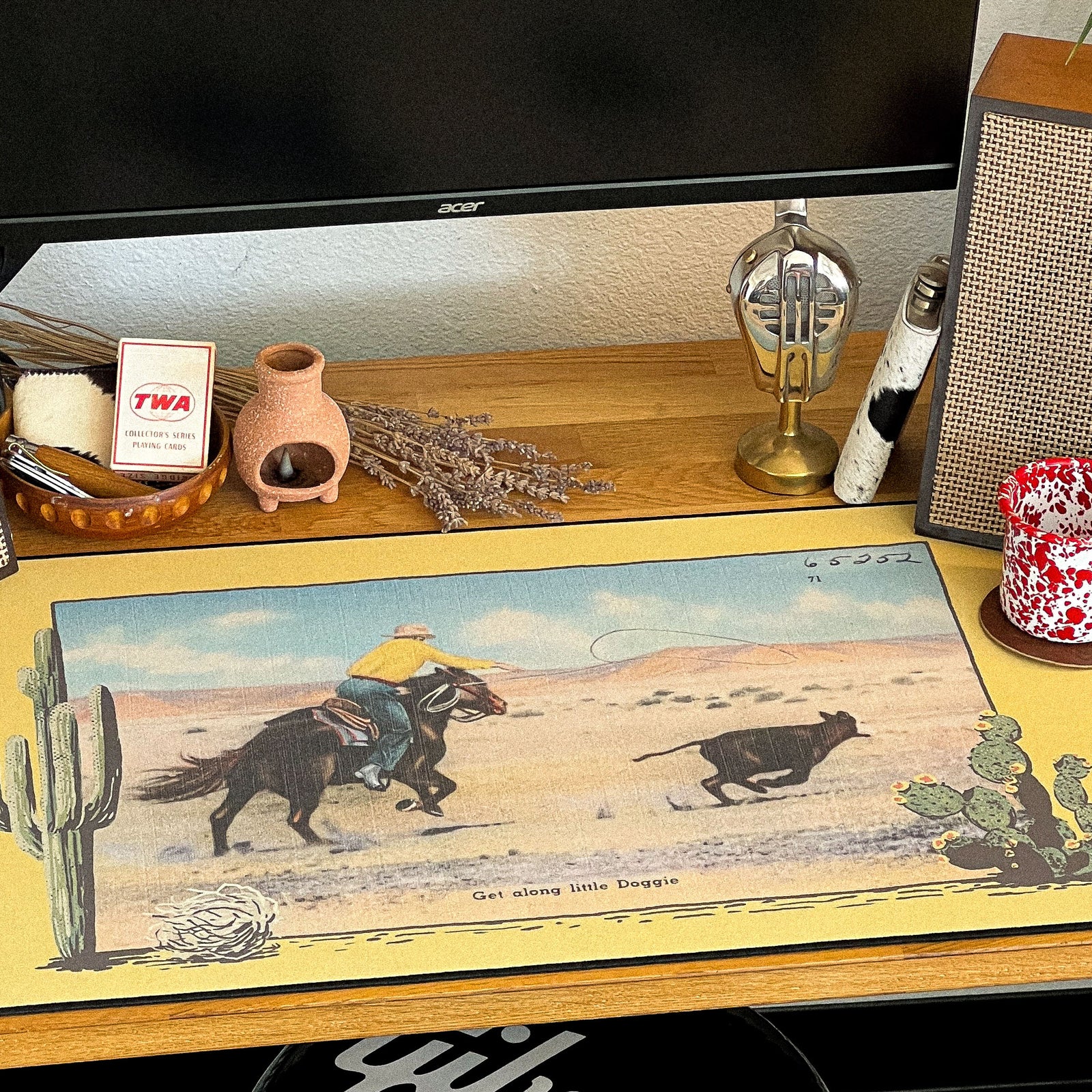 Get Along Lil Doggie - Original desk setup