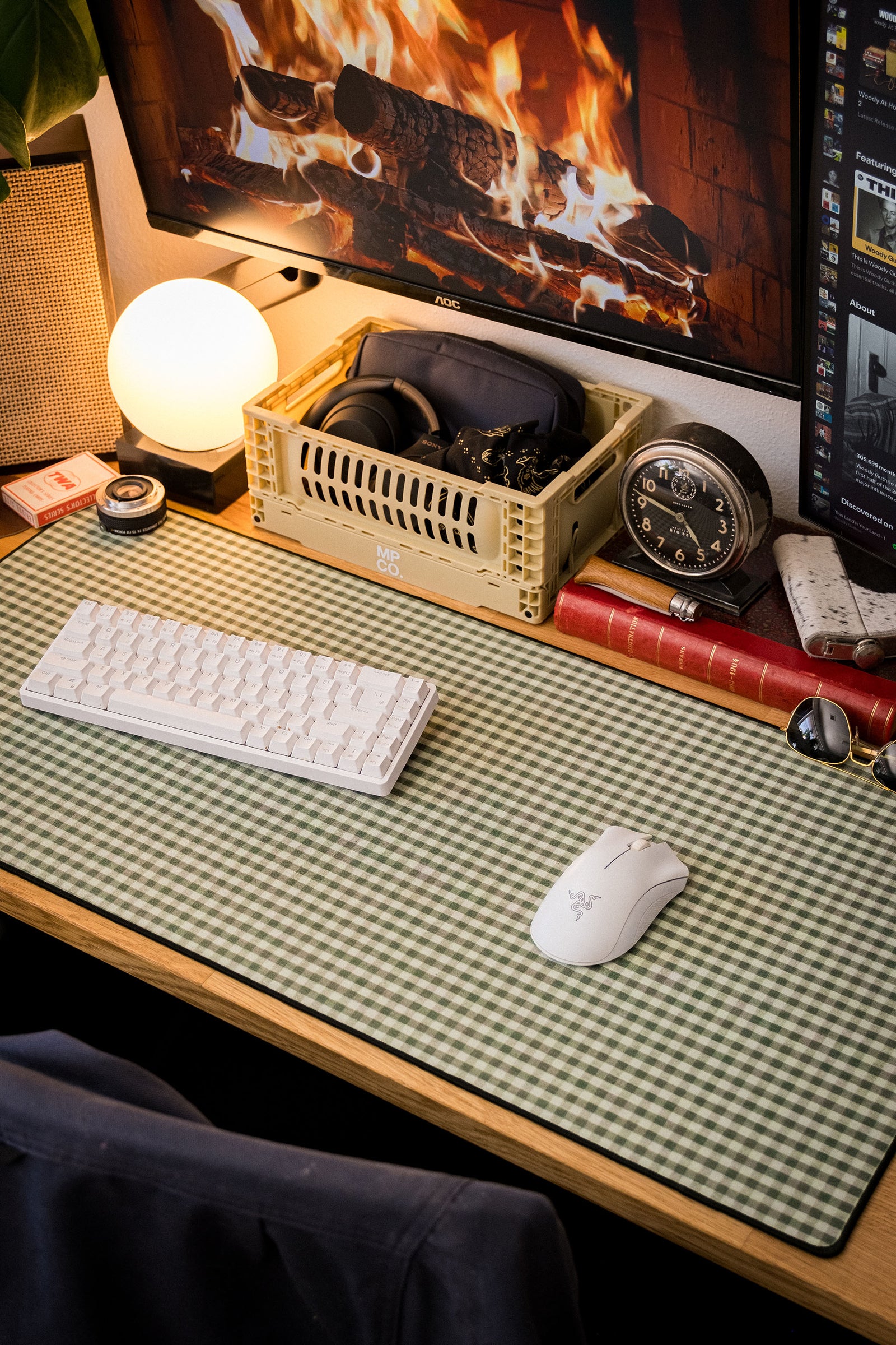 Green Gingham - Green desk setup