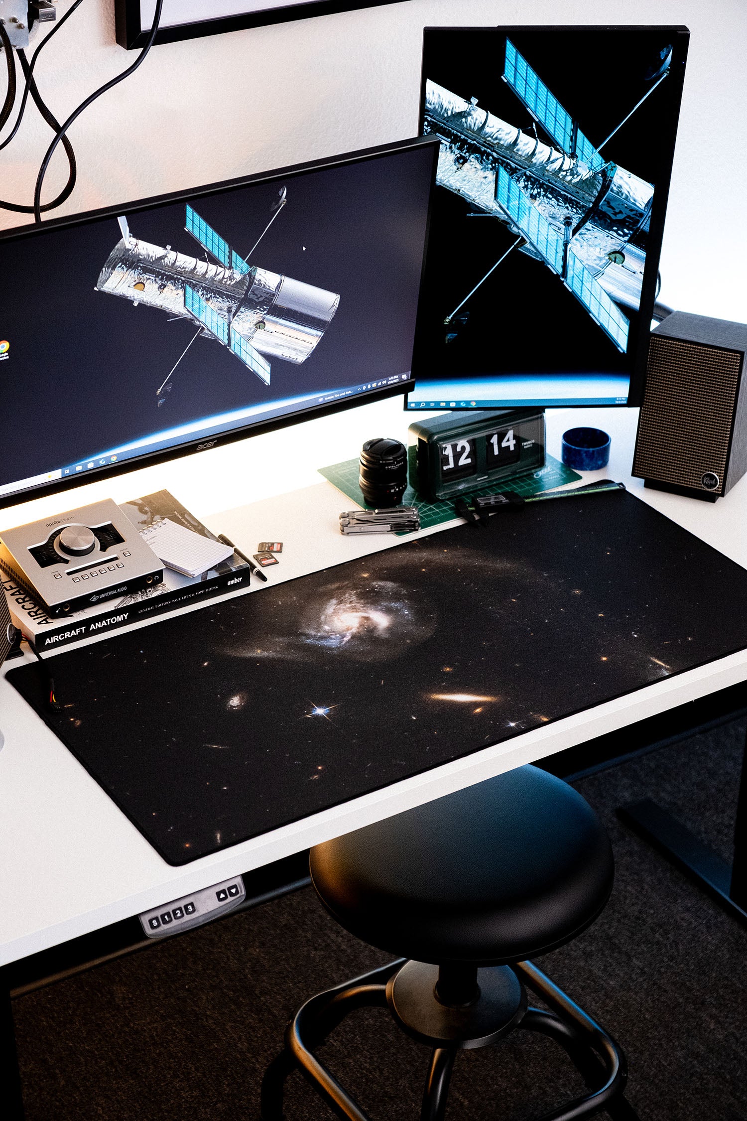 Hubble Interacting Galaxy NGC 6090 - Original desk setup