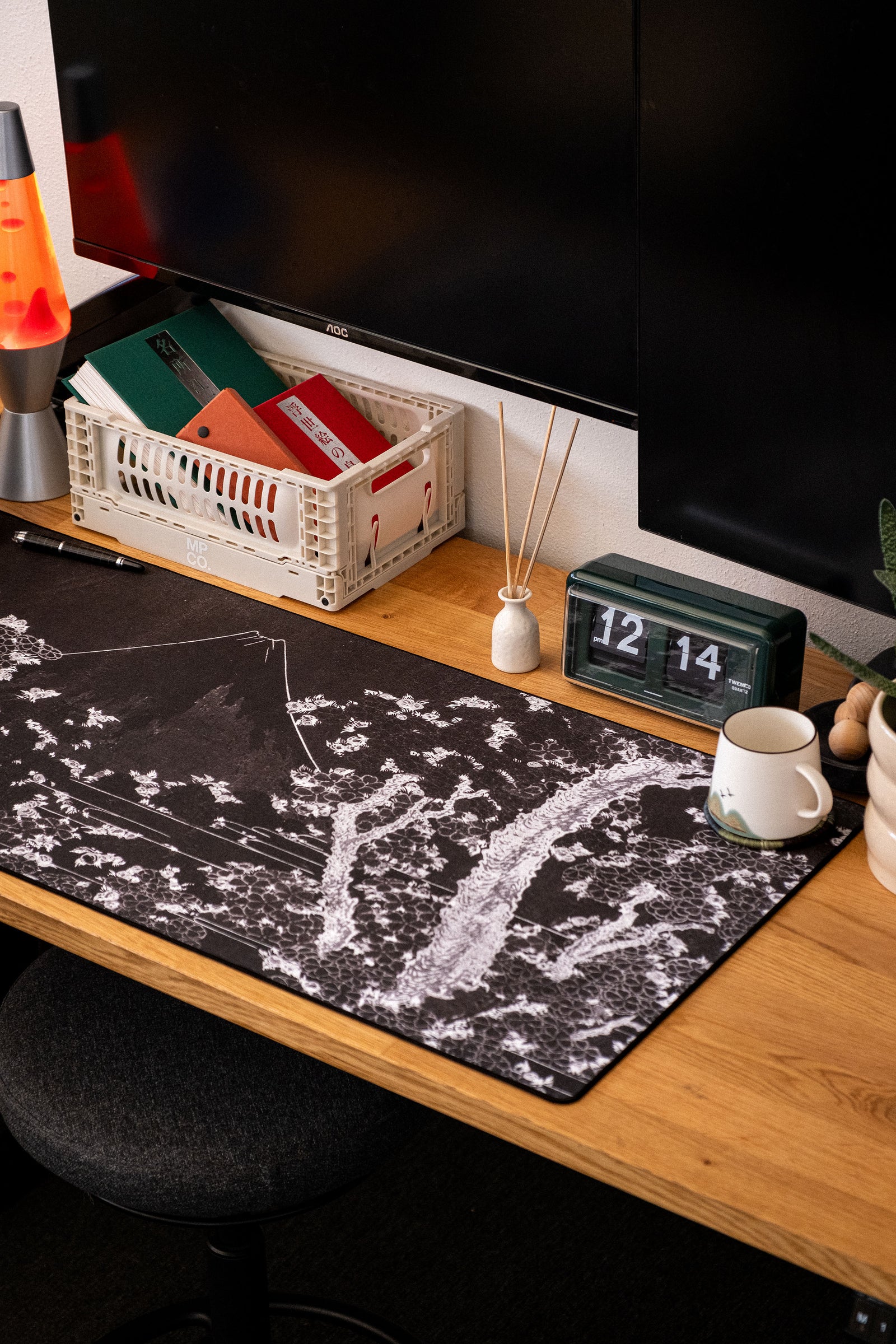 Mount Fuji with Cherry Trees in Bloom - Original desk setup