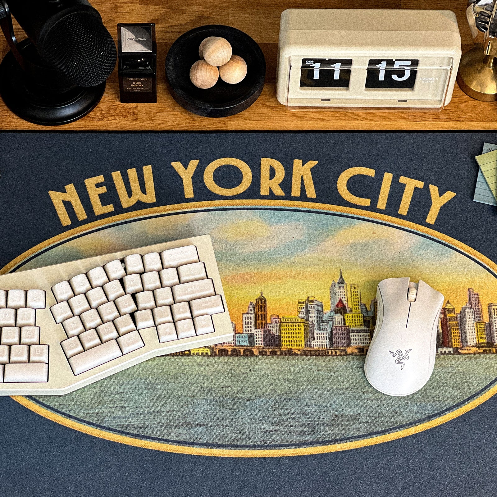 New York Skyline - Original desk setup
