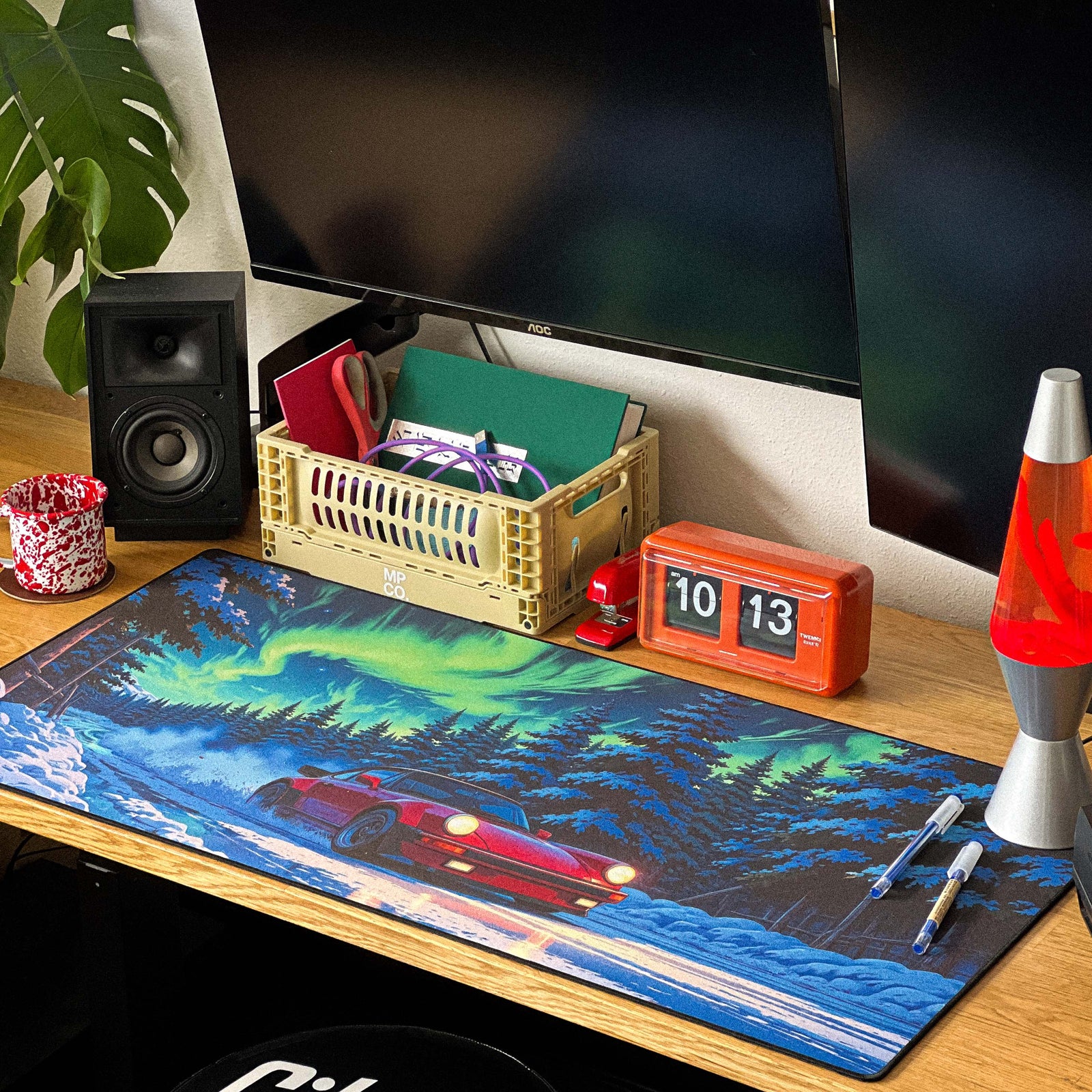 Pippi’s Porsche - Original desk setup