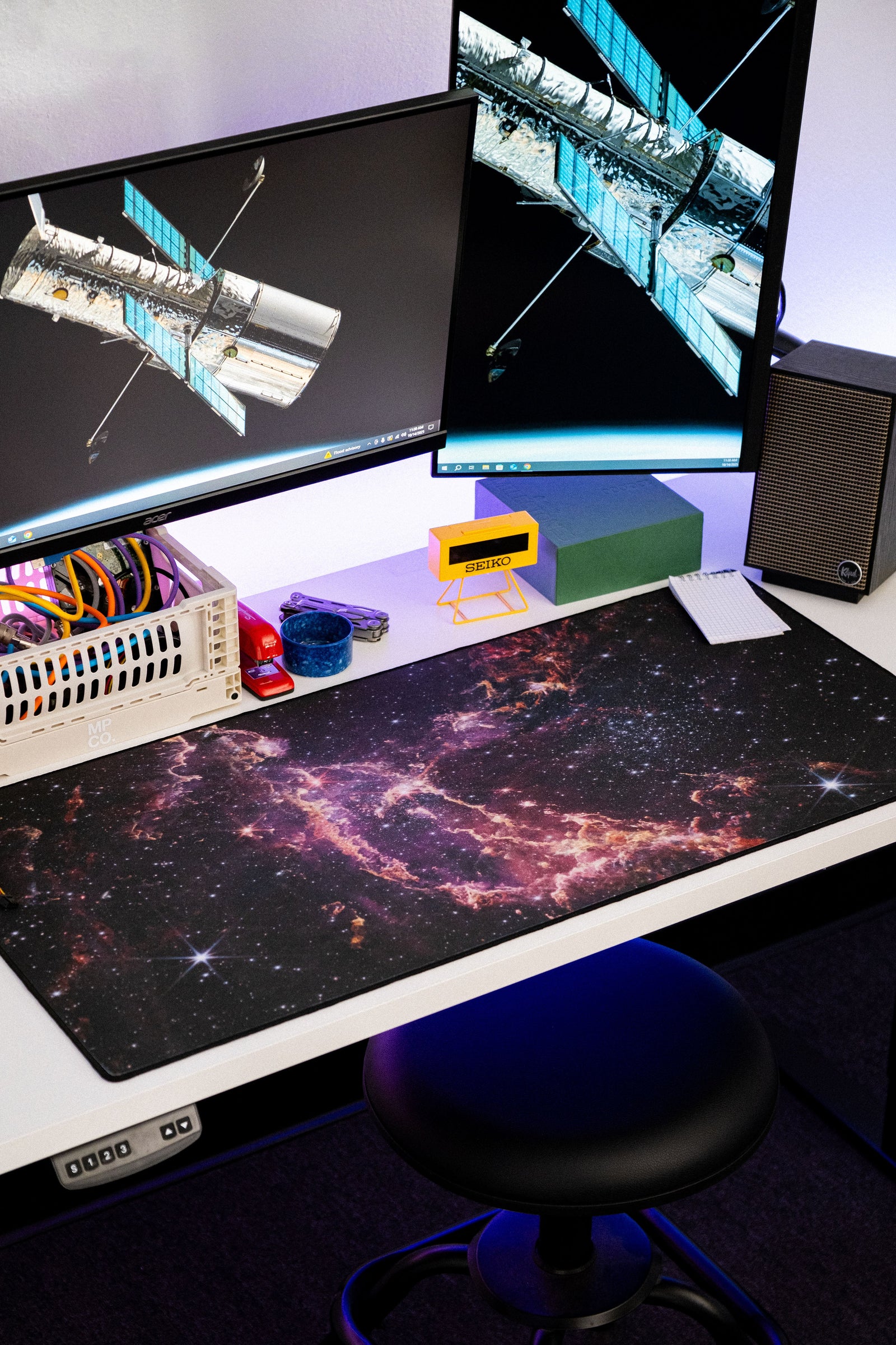 The Purple Stellar Nursery NGC 346 - Original desk setup
