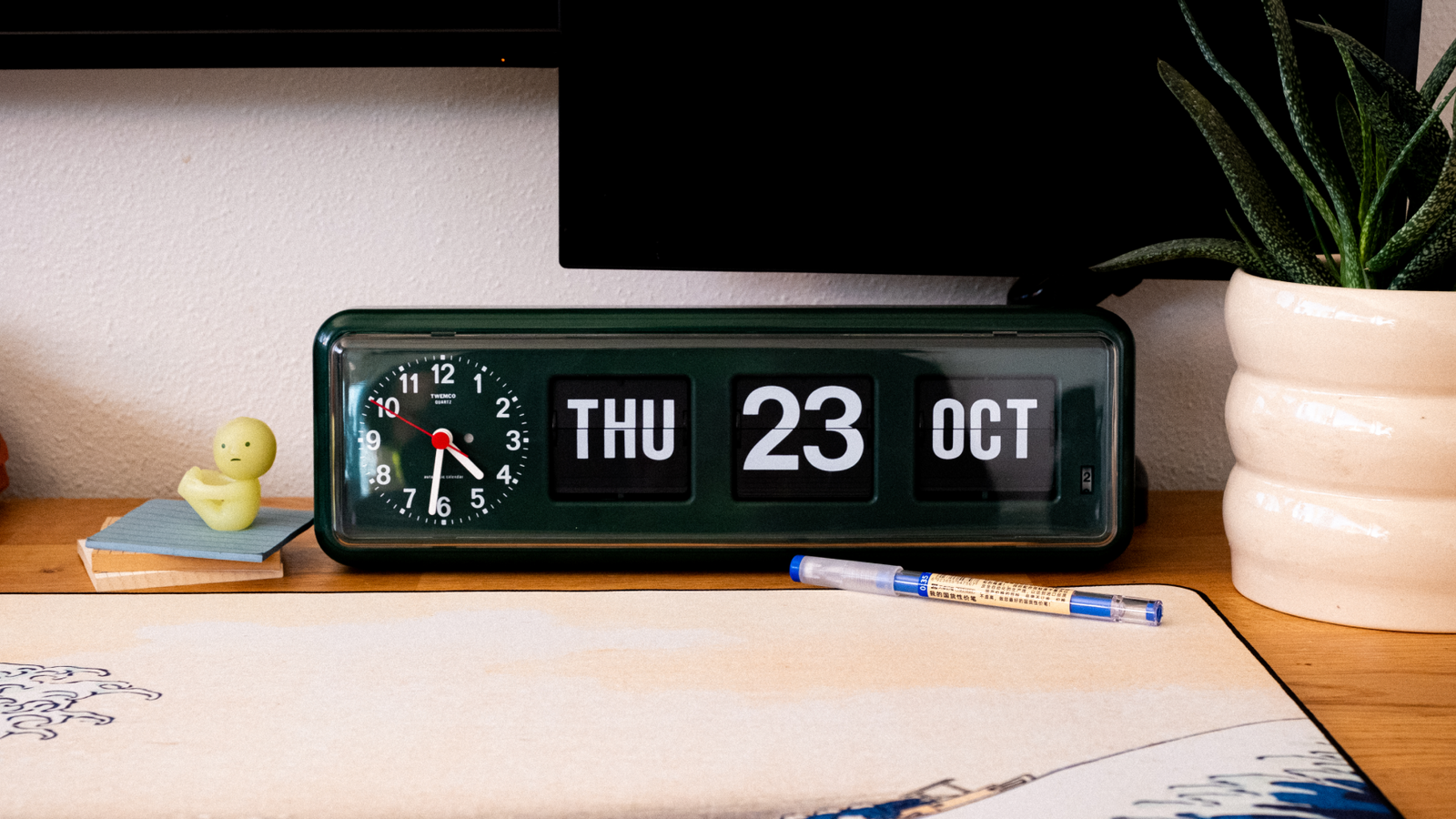 TWEMCO® Flip Clock BQ-38 - The Mousepad Company