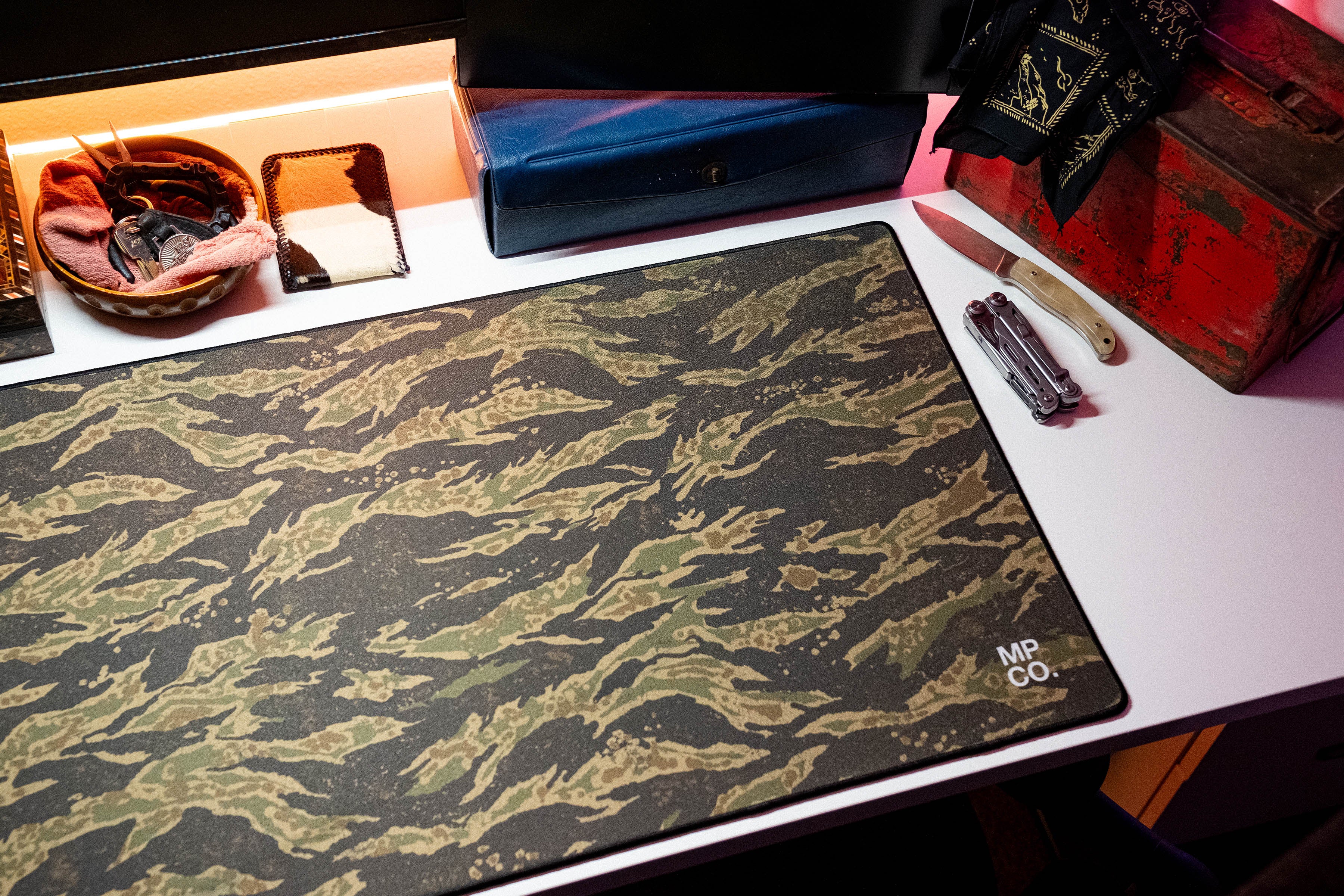 Tiger Camo Gaming Mousepad | Desk Mat – Mousepad Co