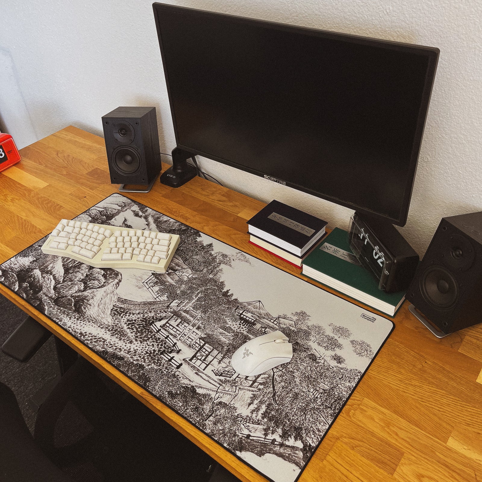 Whiling Away the Summer, by Wu Li (White/Black) - Original desk setup
